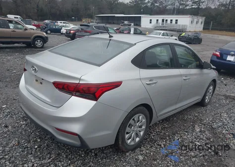 2021 Hyundai Accent Se z USA, uszkodzony, nr VIN 3KPC24A63ME147279